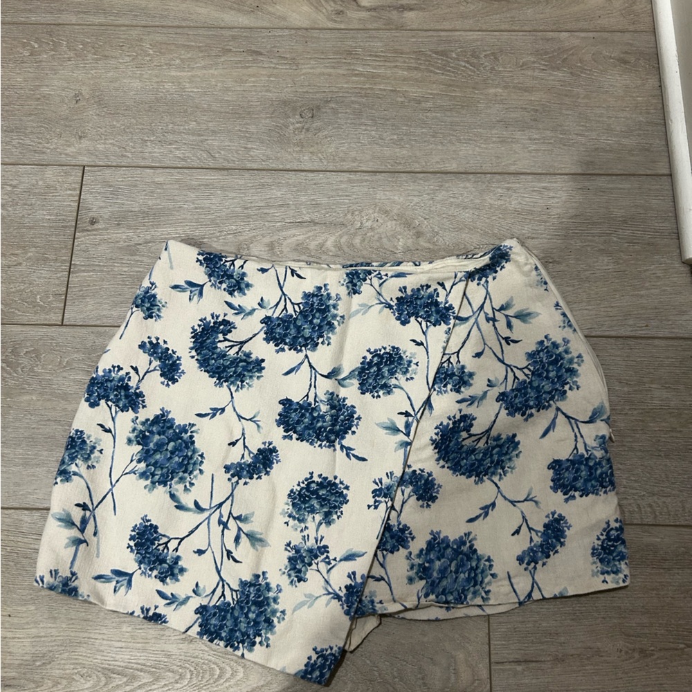 Abercrombie and fitch skort